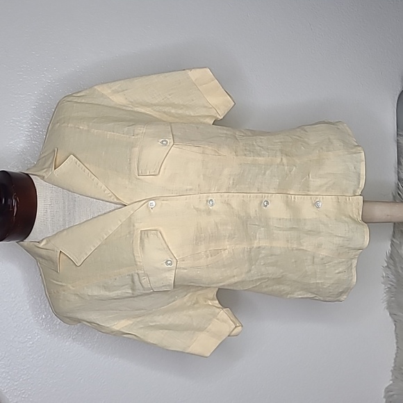Vintage Banana Republic Blouse Size Medium Light Yellow Linen Safari Style EUC - Picture 1 of 8